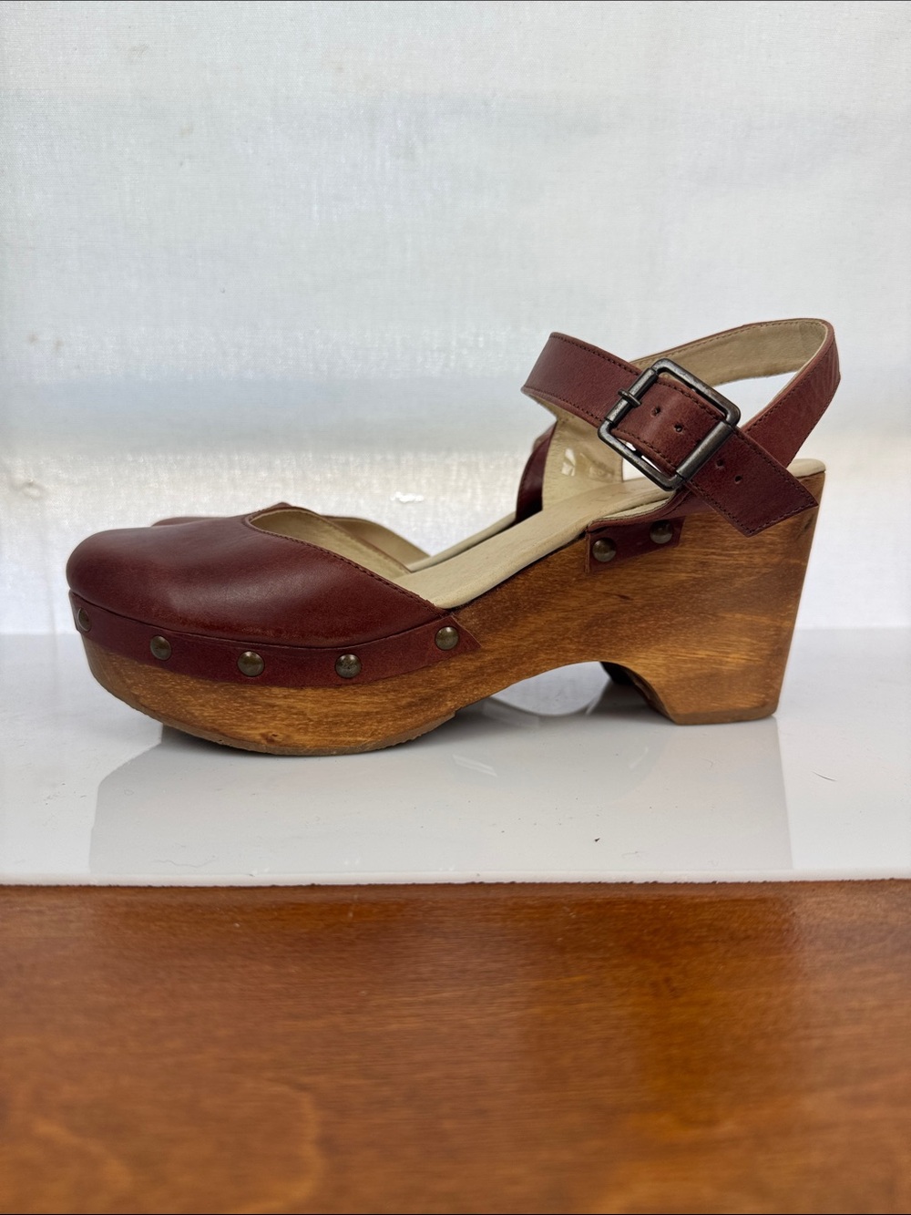 Five Worlds Women's Brown Leather Mary Jane Clog wood Heels studded 10 EUC - Picture 9 of 9